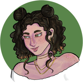 Auto-retrato da ilustradora, olhando para baixo e sorrindo. Sua pele é branca e sardenta, o cabelo escuro e os olhos claros.